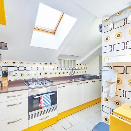 Apartment Beautiful Mountainside With Kitchen In *